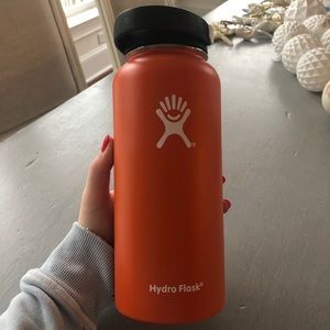 Orange Hydroflask 32oz